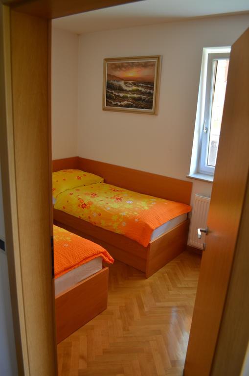 Apartment Brumec Бохин Стая снимка