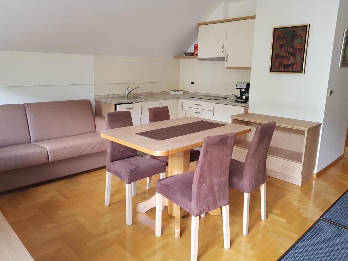 Apartment Brumec Бохин Екстериор снимка